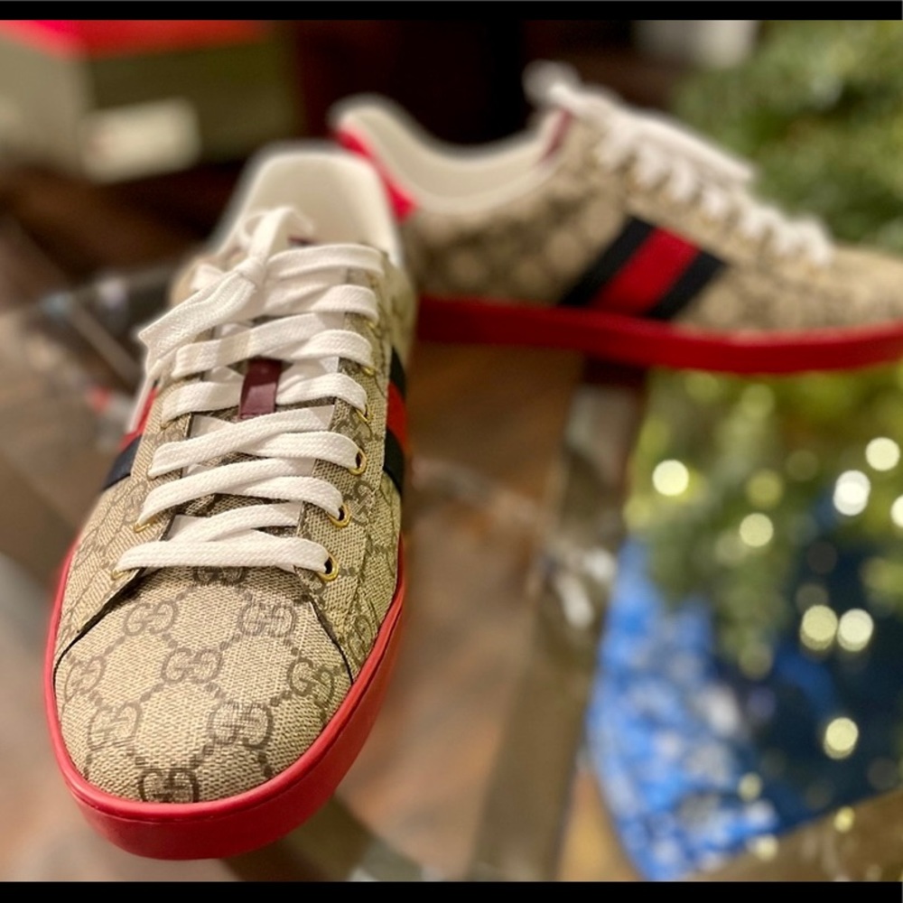 Gucci Ace GG Supreme Sneakers ‘Beige’